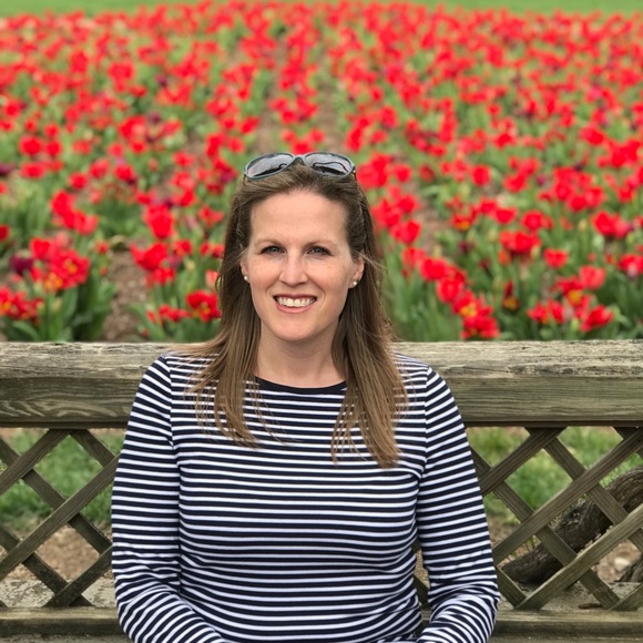 Meet your Posher, April - Picture 1 of 1